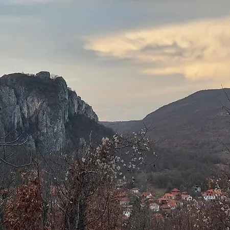 Golemi Kamik Vlasi 2 Lejlighed Pirot