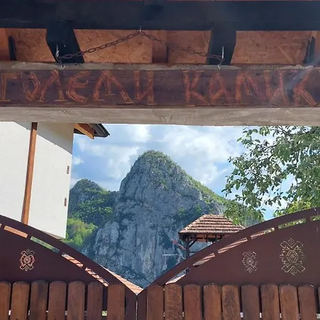 Golemi Kamik Vlasi 2 Lejlighed