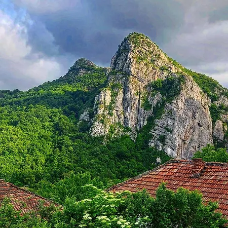 Golemi Kamik Vlasi 2 Lejlighed Pirot