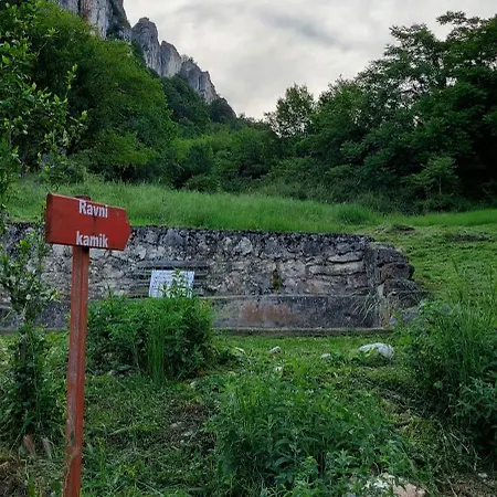 Golemi Kamik Vlasi 2 Lejlighed