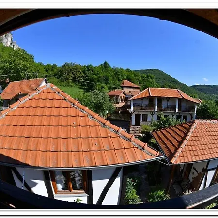 Golemi Kamik Vlasi 2